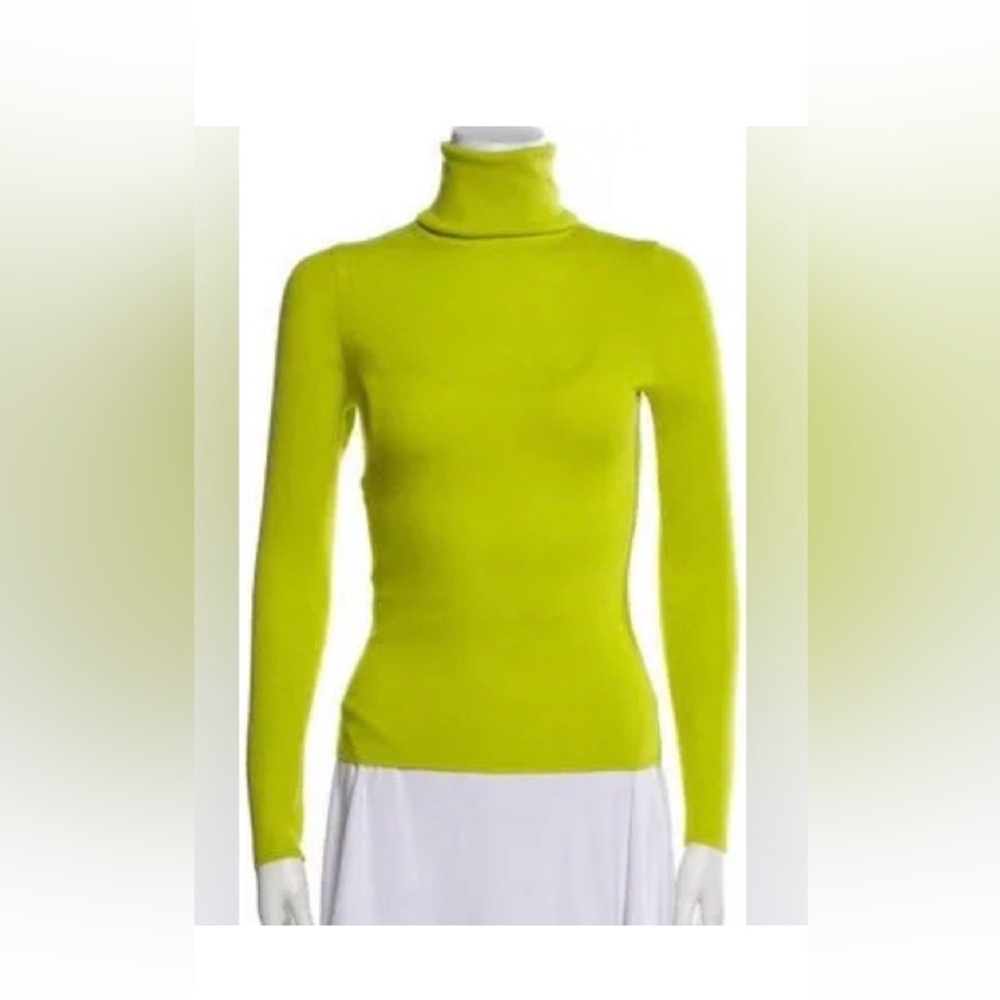Alice + Olivia Vibrant Green Long Sleeve Top
